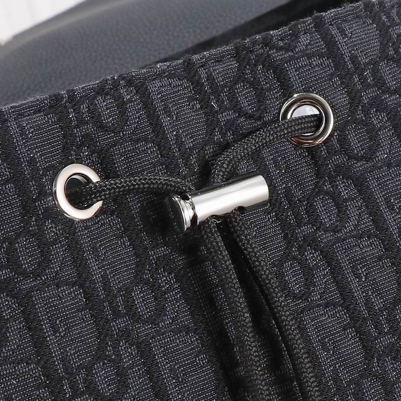 1ESBA138YKY_H10E 31X38X11cm XM 5