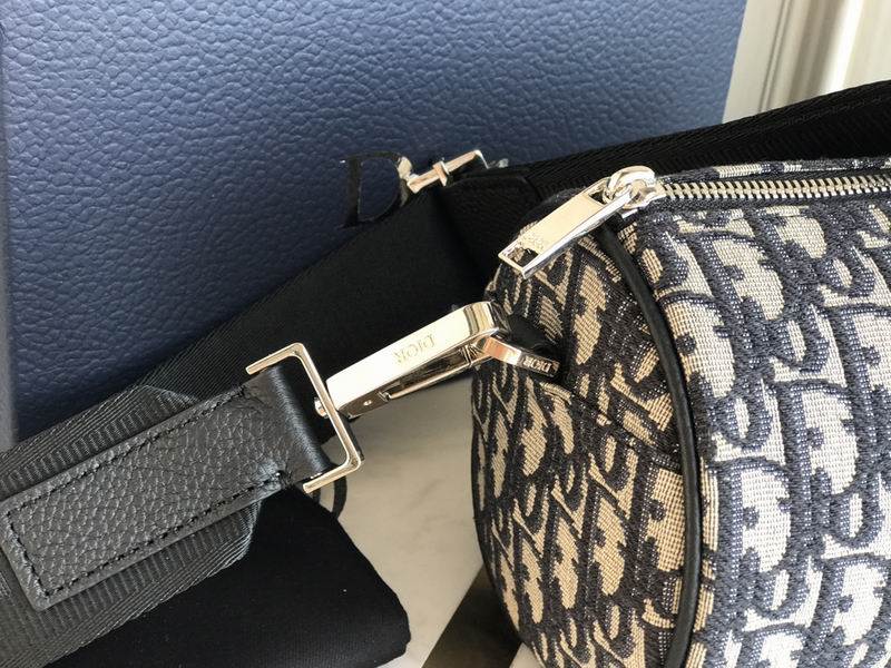 1R0P0061 21.5X12.5X12.5cm XM (18)