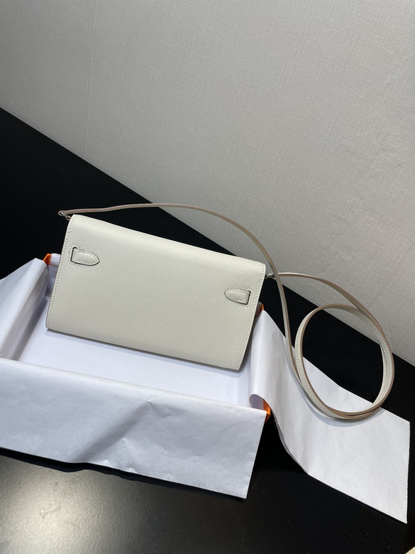 20.5X11X2cm 081703 AM 10 (17)