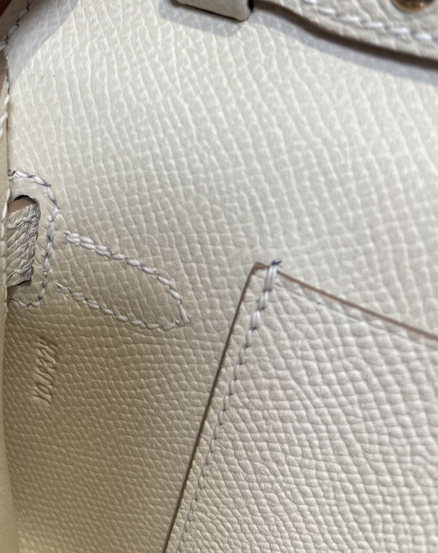 20.5X11X2cm 081703 AM 10 (18)