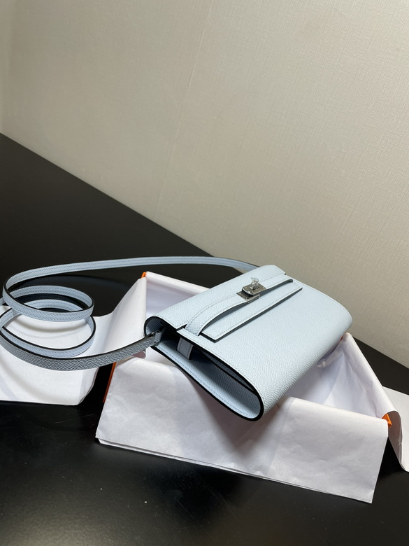 20.5X11X2cm 081703 AM 21 (16)