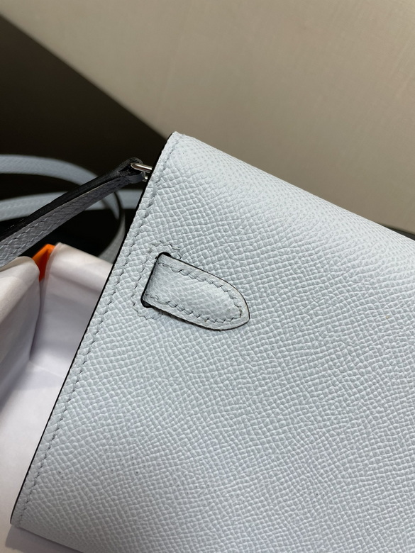 20.5X11X2cm 081703 AM 21 (18)