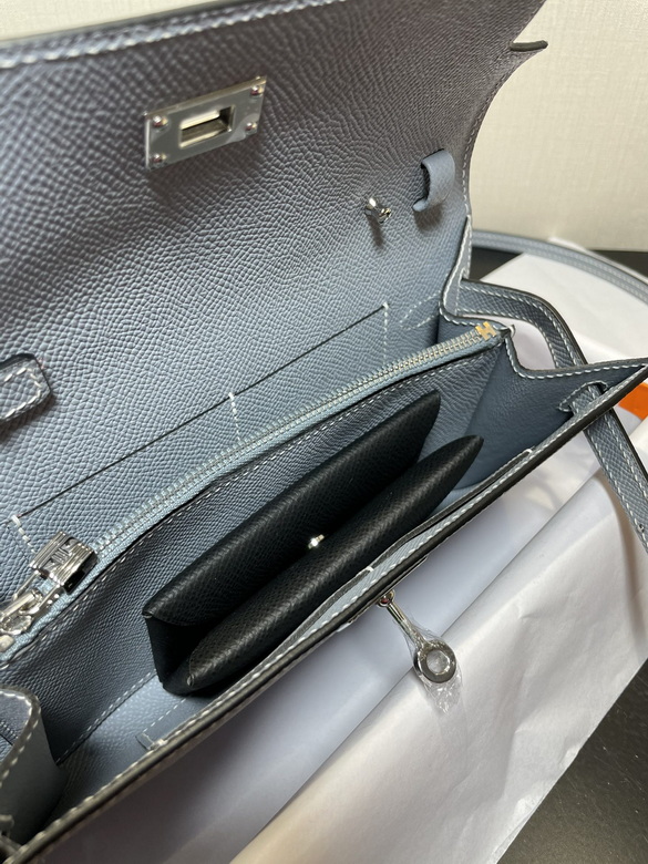 20.5X11X2cm 081703 AM 22 (13)