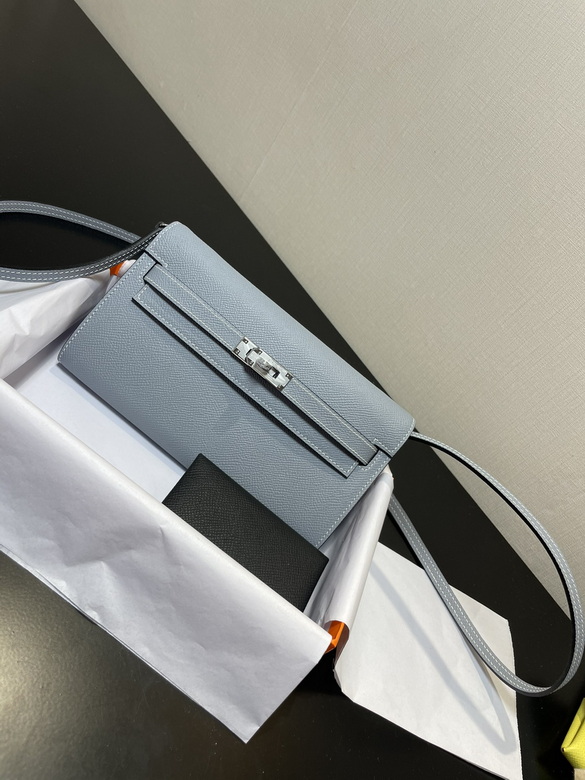 20.5X11X2cm 081703 AM 22 (15)