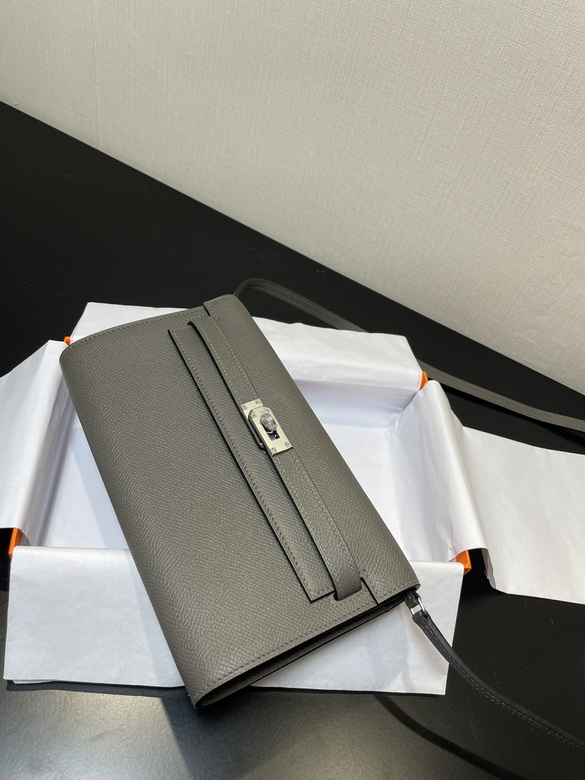 20.5X11X2cm 081703 AM 4 (9)