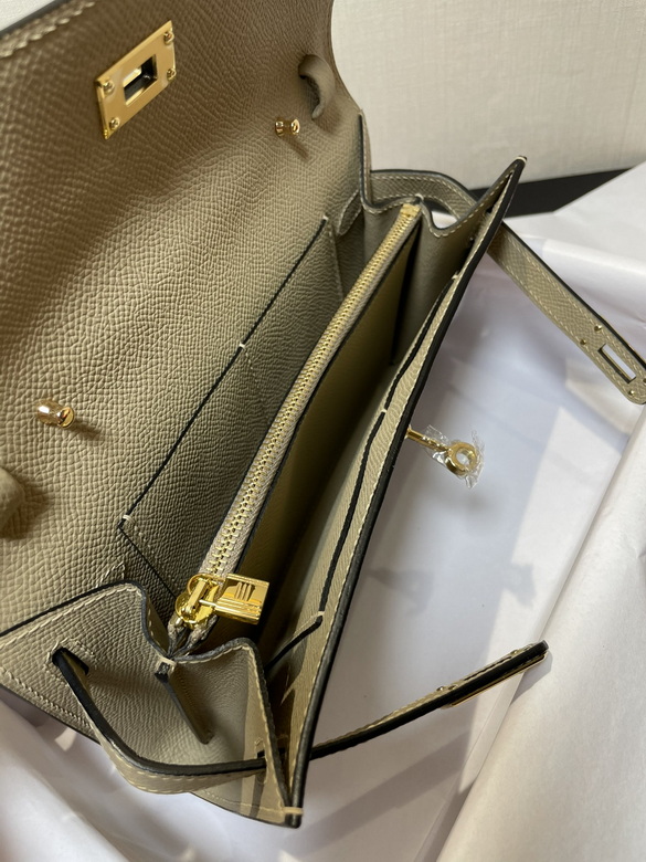 20.5X11X2cm 081703 AM 6 (14)