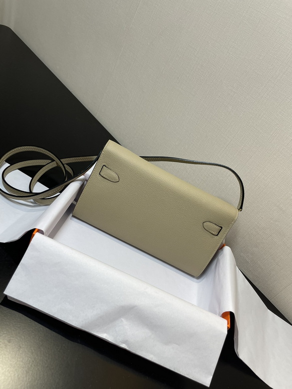 20.5X11X2cm 081703 AM 6 (18)