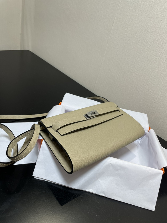 20.5X11X2cm 081703 AM 6 (9)