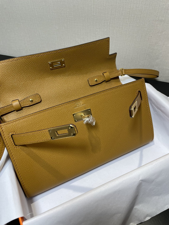 20.5X11X2cm 081703 AM 7 (3)