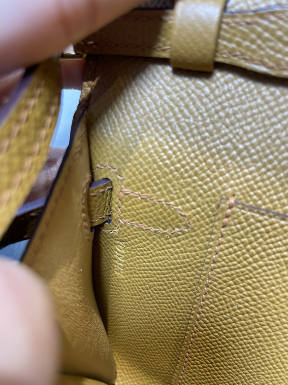 20.5X11X2cm 081703 AM 7 (6)