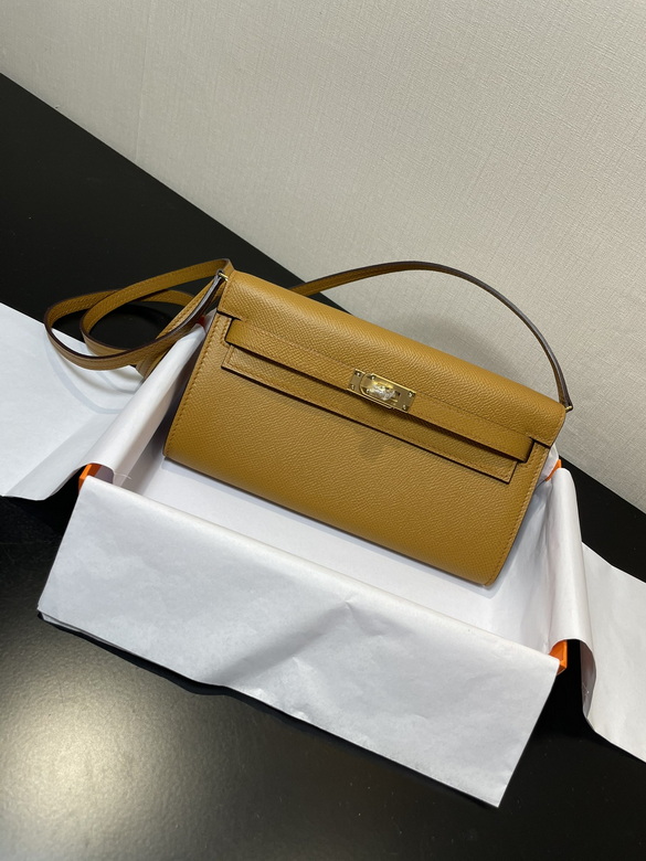 20.5X11X2cm 081703 AM 7 (7)