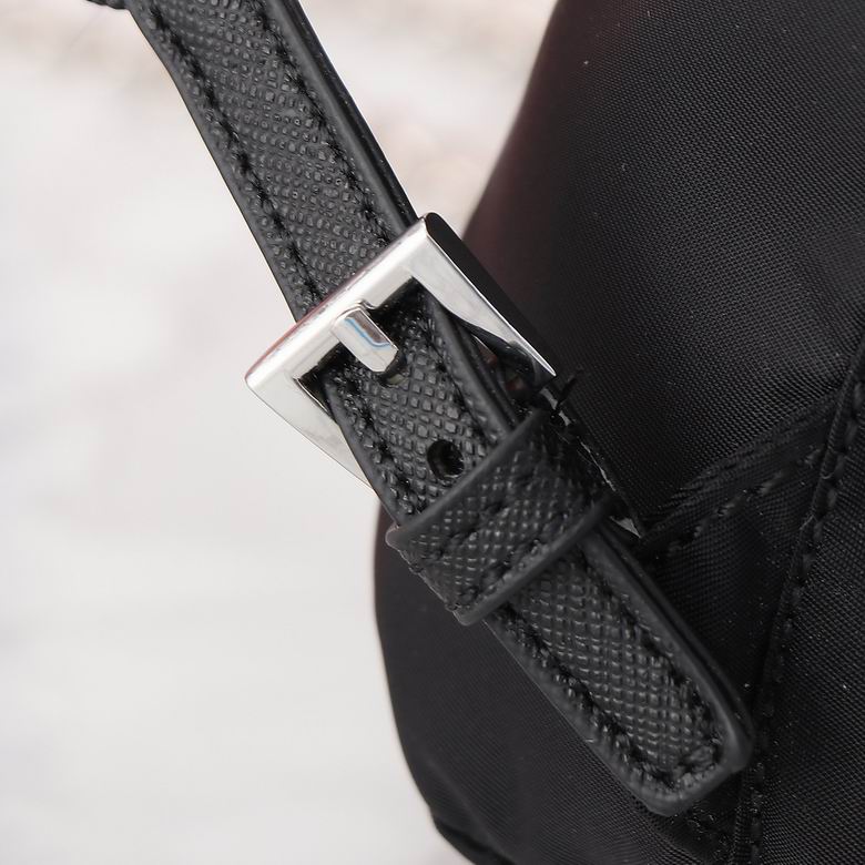 2038 16X16X9cm DN 5色 46