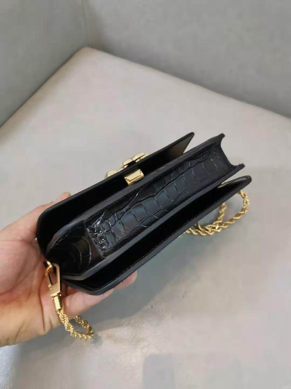 204 18.5X10.5X5cm TB 3