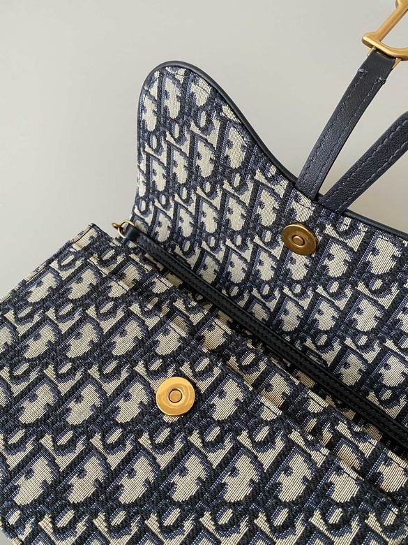 2042 22X15X4cm YG (5)