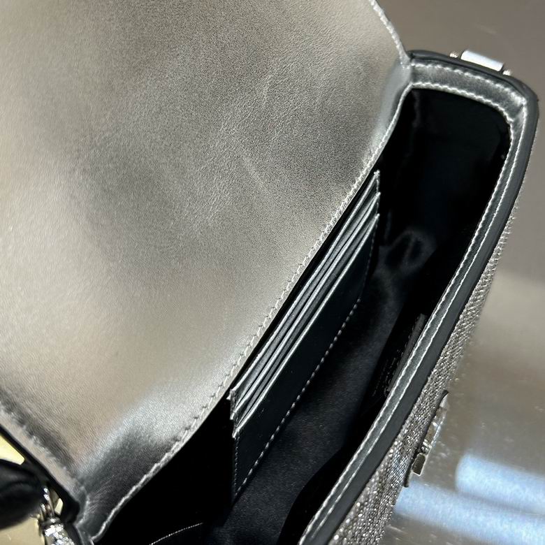 20X13X5cm 042701 H 11