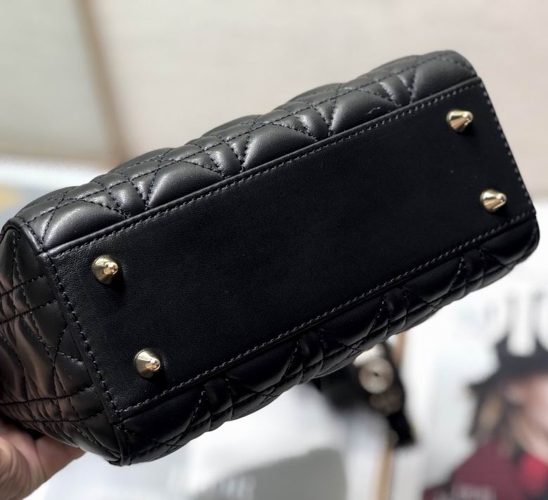 20cm 062803 YG 3colour (26)