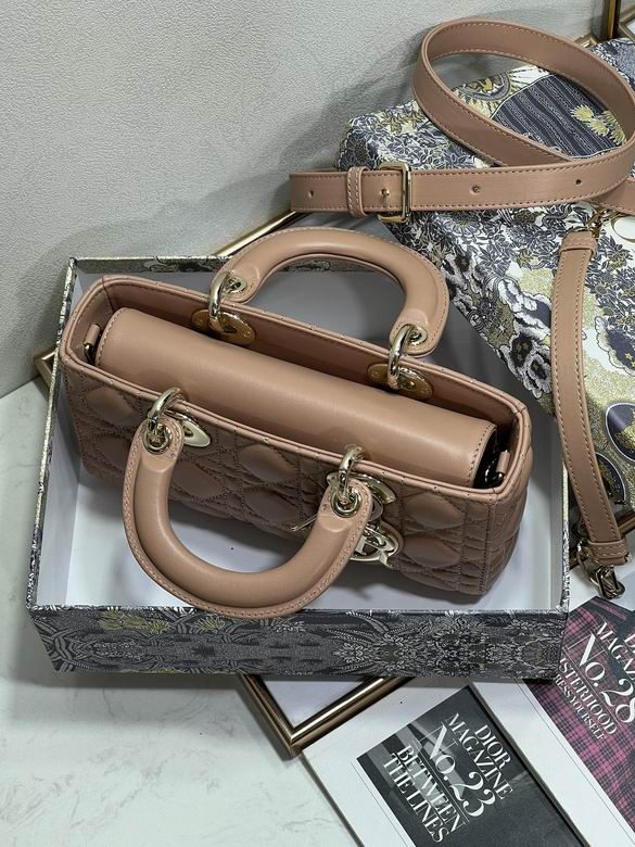 22.5cm 051411 YG 1 (7)