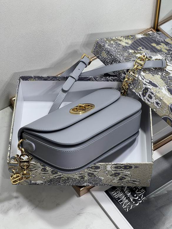 22.5cm 062510 YG 1 (4)