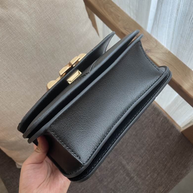 221 19X13.5X6.5cm TB 3色 15