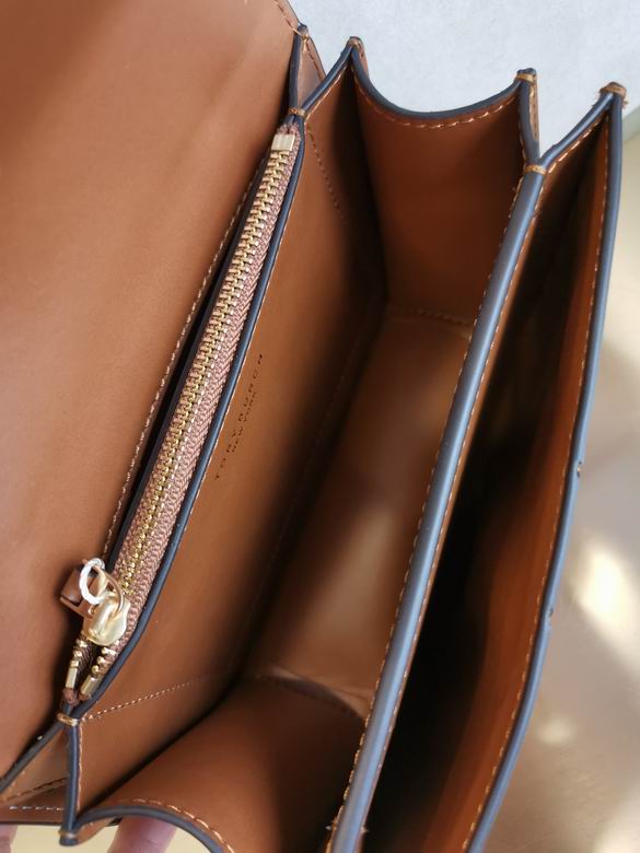 221 19X13.5X6.5cm TB 3色 24