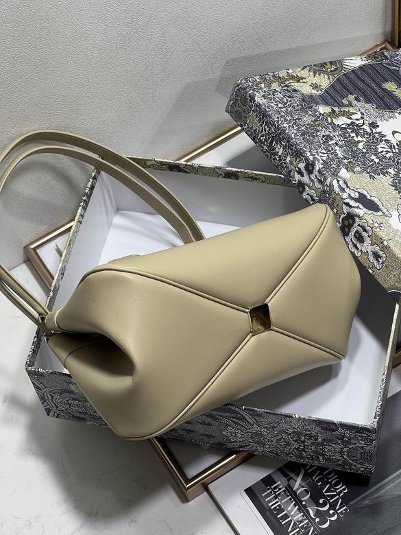 22cm 051409 YG 1 (3)