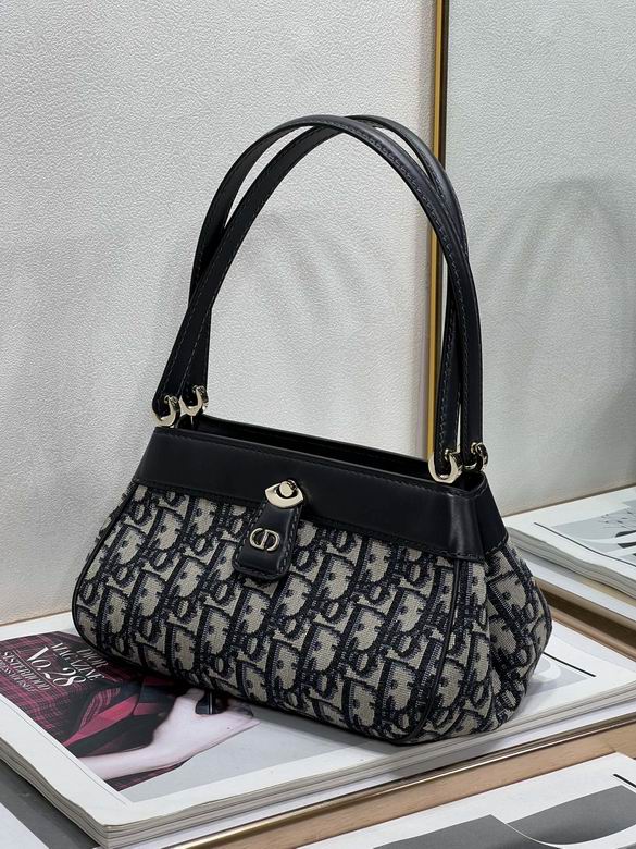 22cm 051409 YG 5 (2)