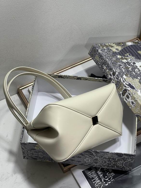 22cm 062509 YG 3 (6)