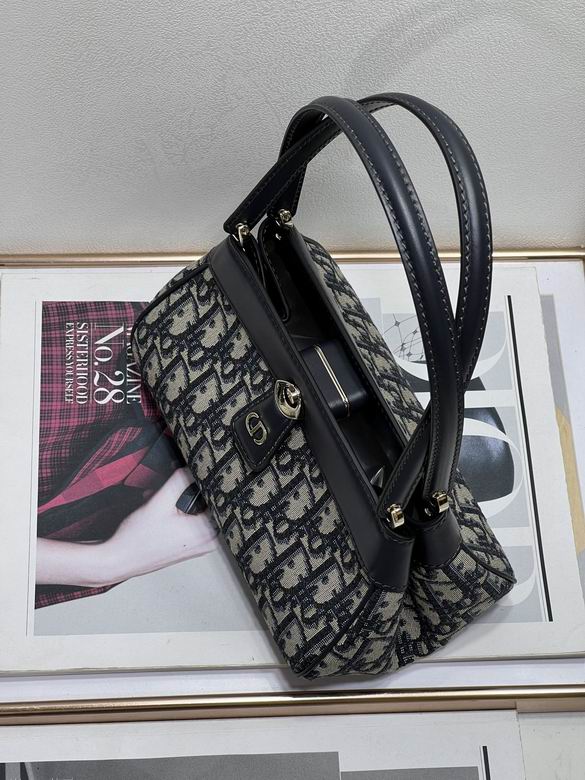 22cm 062509 YG 5 (6)