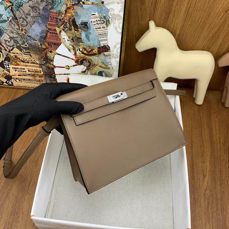 22cm 082001 AM 1 (14)