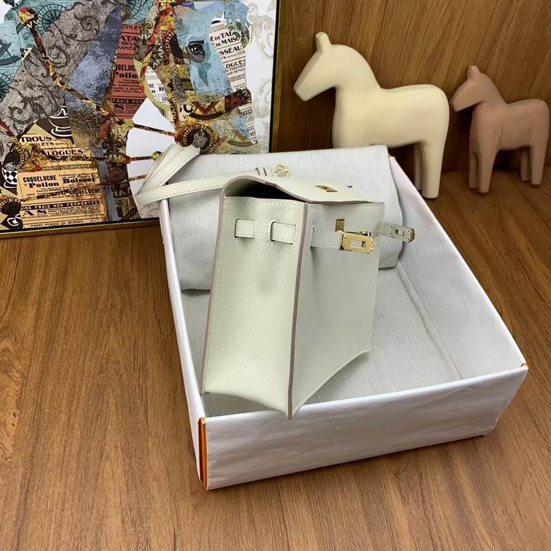 22cm 082001 AM 10 (18)