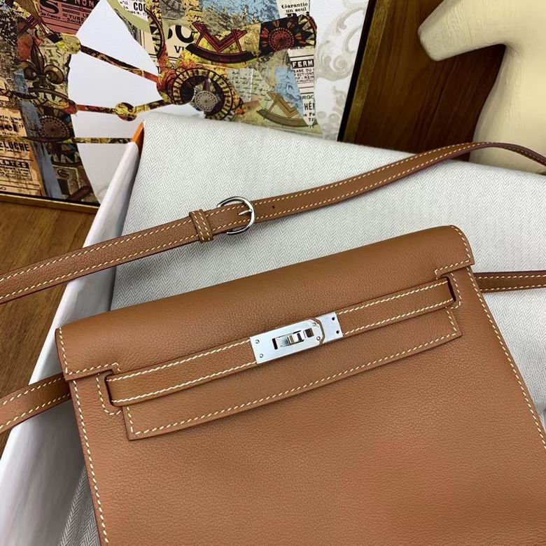 22cm 082001 AM 11 (7)