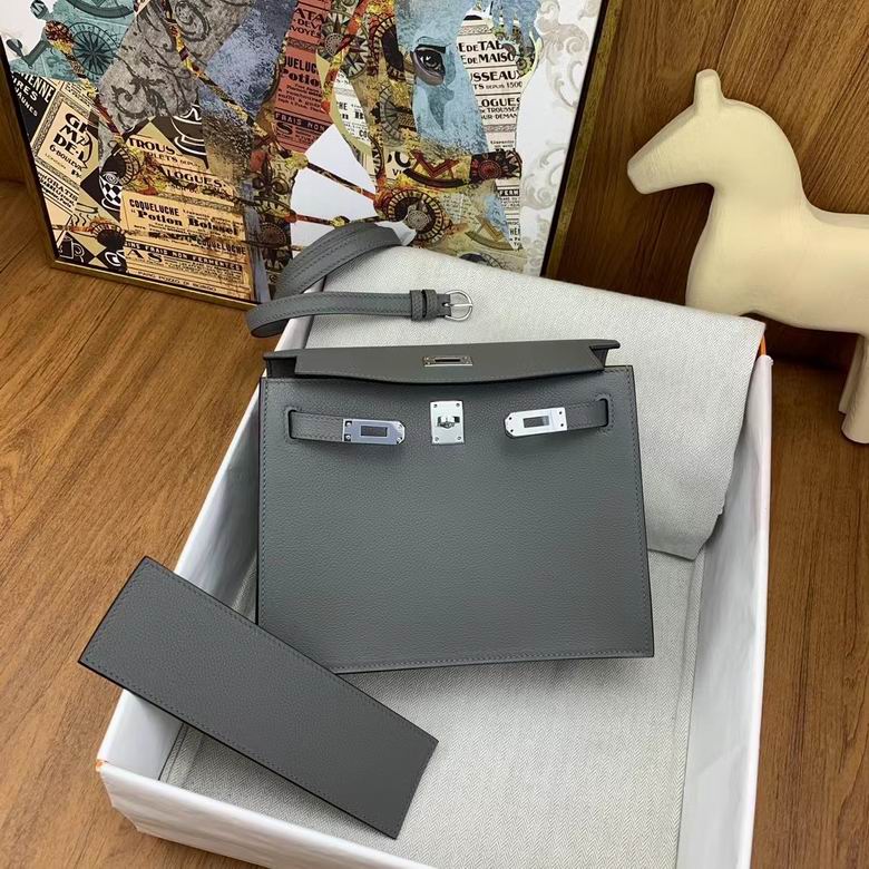 22cm 082001 AM 12 (15)