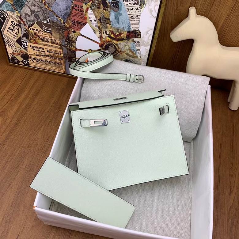 22cm 082001 AM 5 (9)