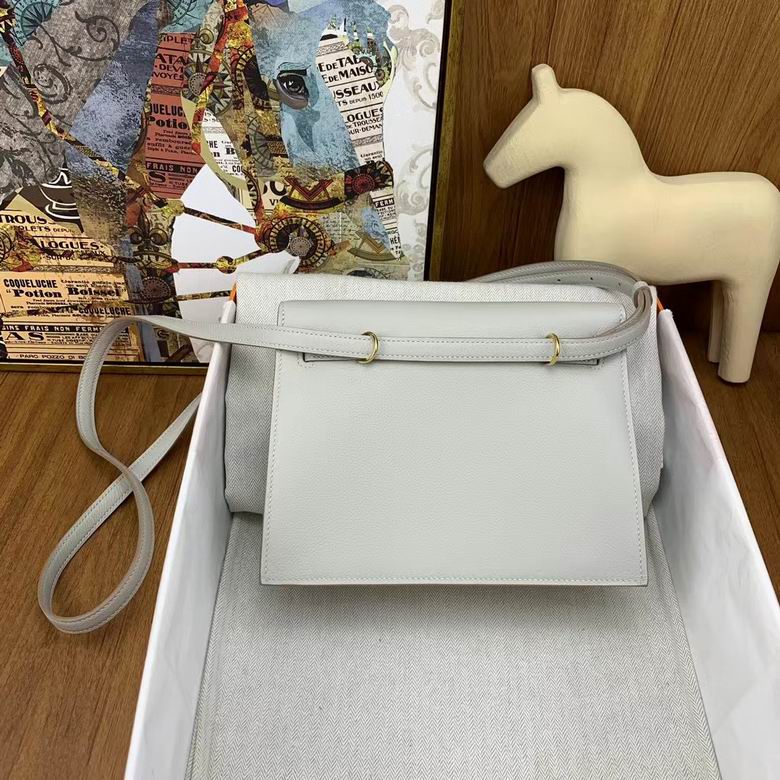 22cm 082001 AM 7 (2)