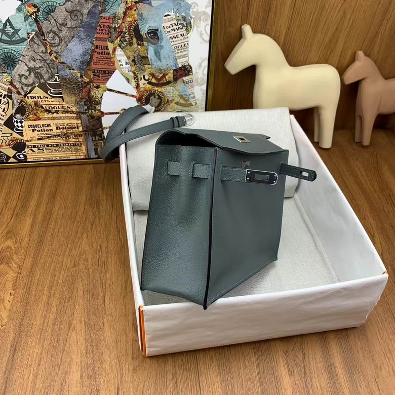 22cm 082001 AM 8 (18)