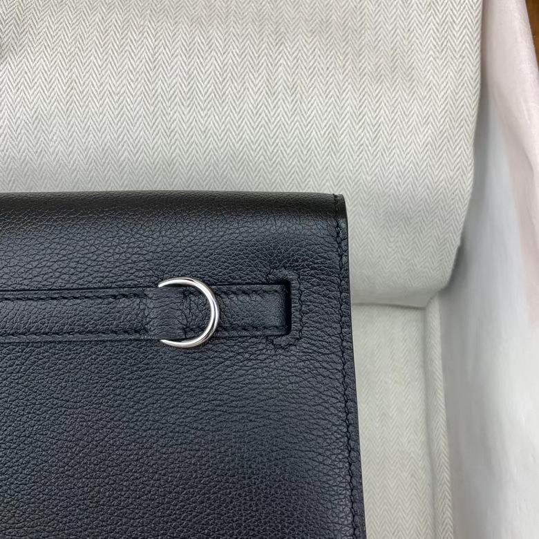 22cm 082001 AM 9 (16)