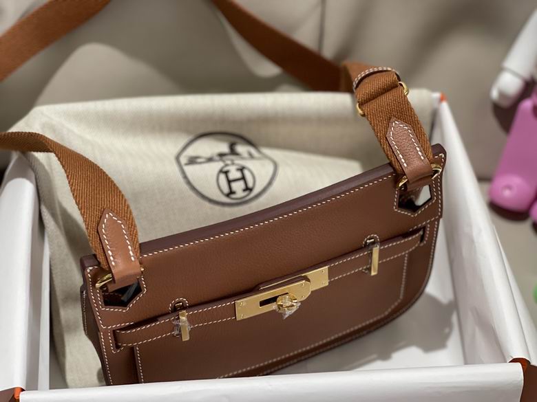 23X17X5cm 052402 AM 6 (6)