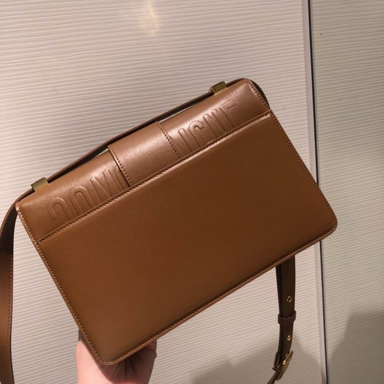 24X18X5cm 041022 YG 1 (6)