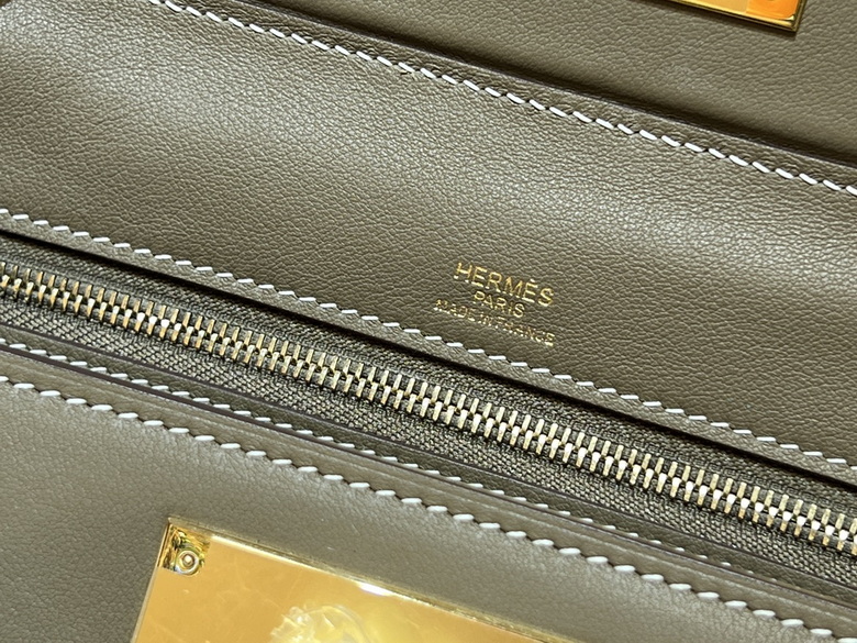 24X24cm 092805 AM 4colour (26)