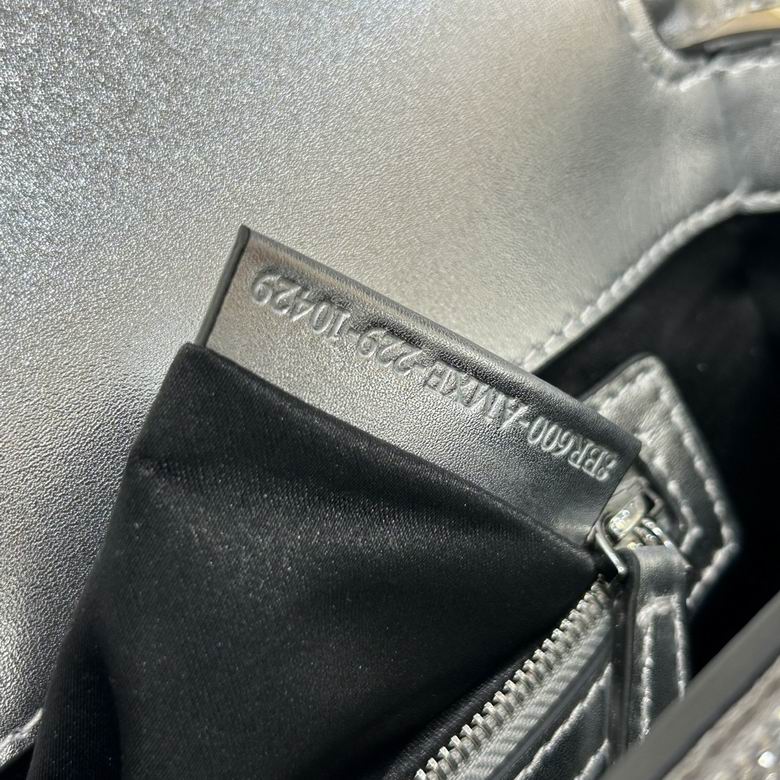 27X15X6cm 042702 H 10