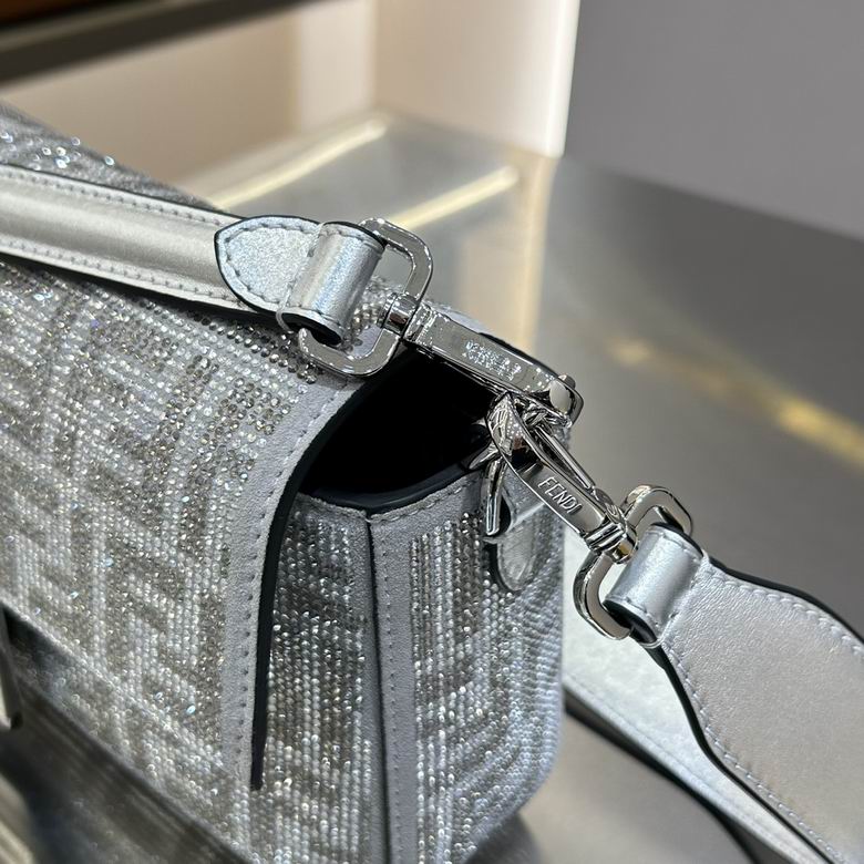 27X15X6cm 042702 H 3