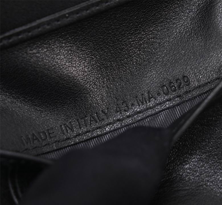 2ESCH138 8.2X11.2cm XM 2 (7)