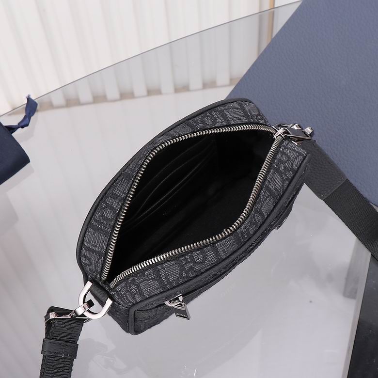 2ESWS011YKY_H03E 17X12.5X4cm XM 9