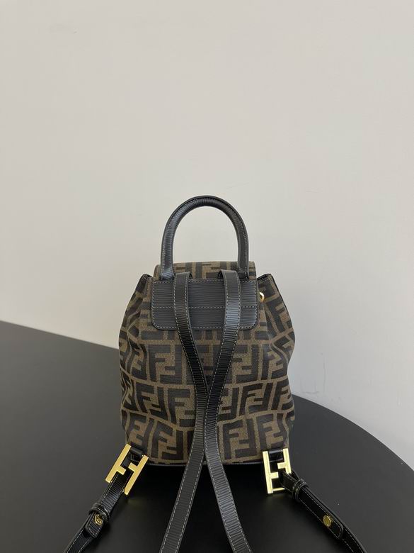 5101B69 18.5X24X10cm SF 8