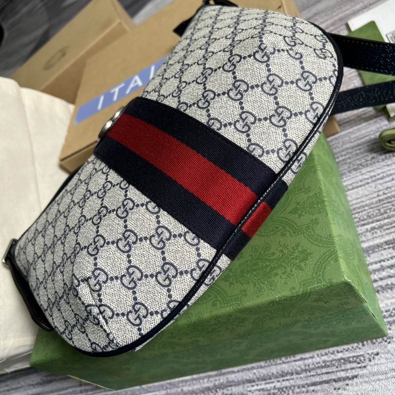 598125 30X22X5.5cm MP 7