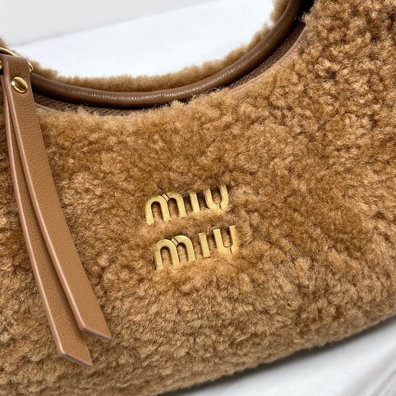 5B078 18X10X6cm H 2色 11