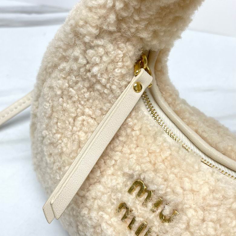 5B078 18X10X6cm H 2色 3