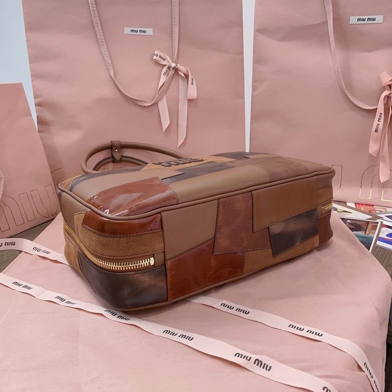 5BB117 34X23X12cm SF 4