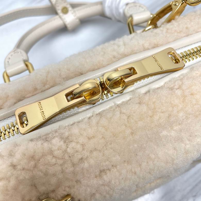 5BB142 22X10.5X7.5cm H 3色 16