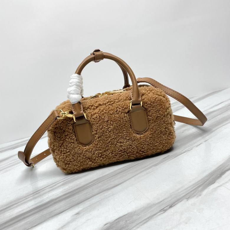 5BB142 22X10.5X7.5cm H 3色 6